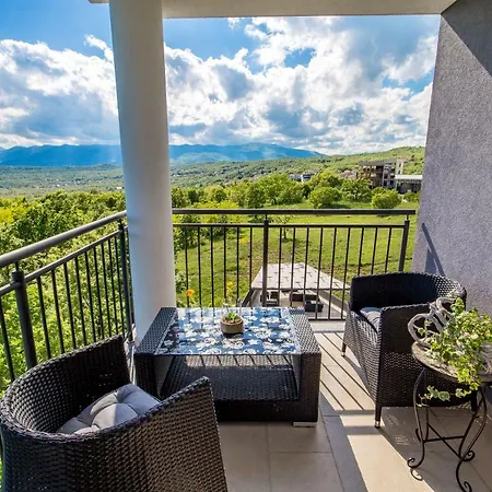 Luxury La Es Appartamento