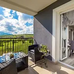 Apartman Luxury La Es *