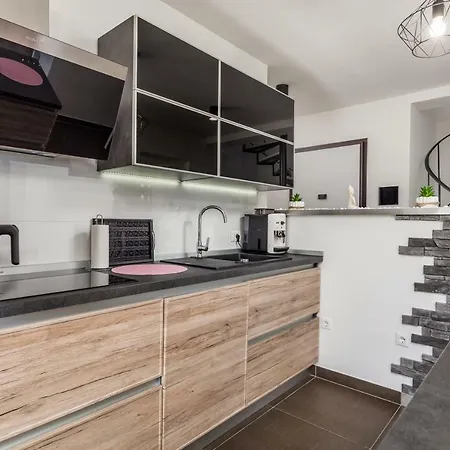 Luxury La Es Apartmán Marčelji