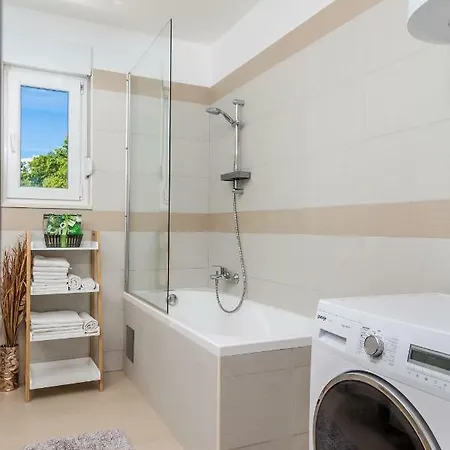 Luxury La Es Marčelji