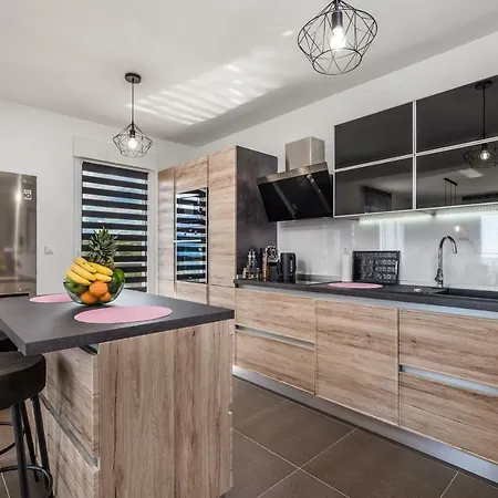 Luxury La Es * Marčelji