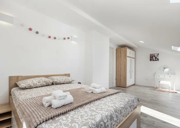 Luxury La Es Lejlighed Marčelji