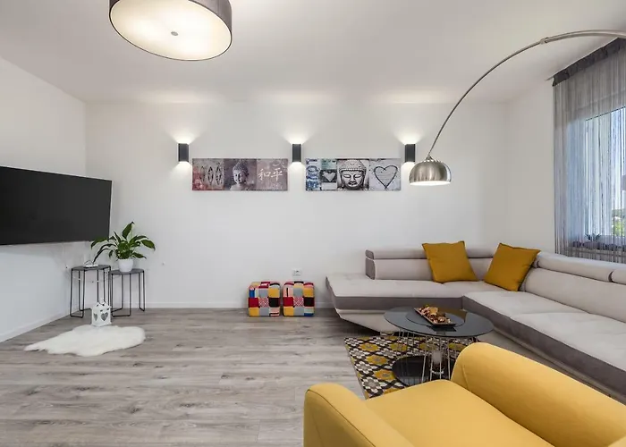 Luxury La Es Appartement